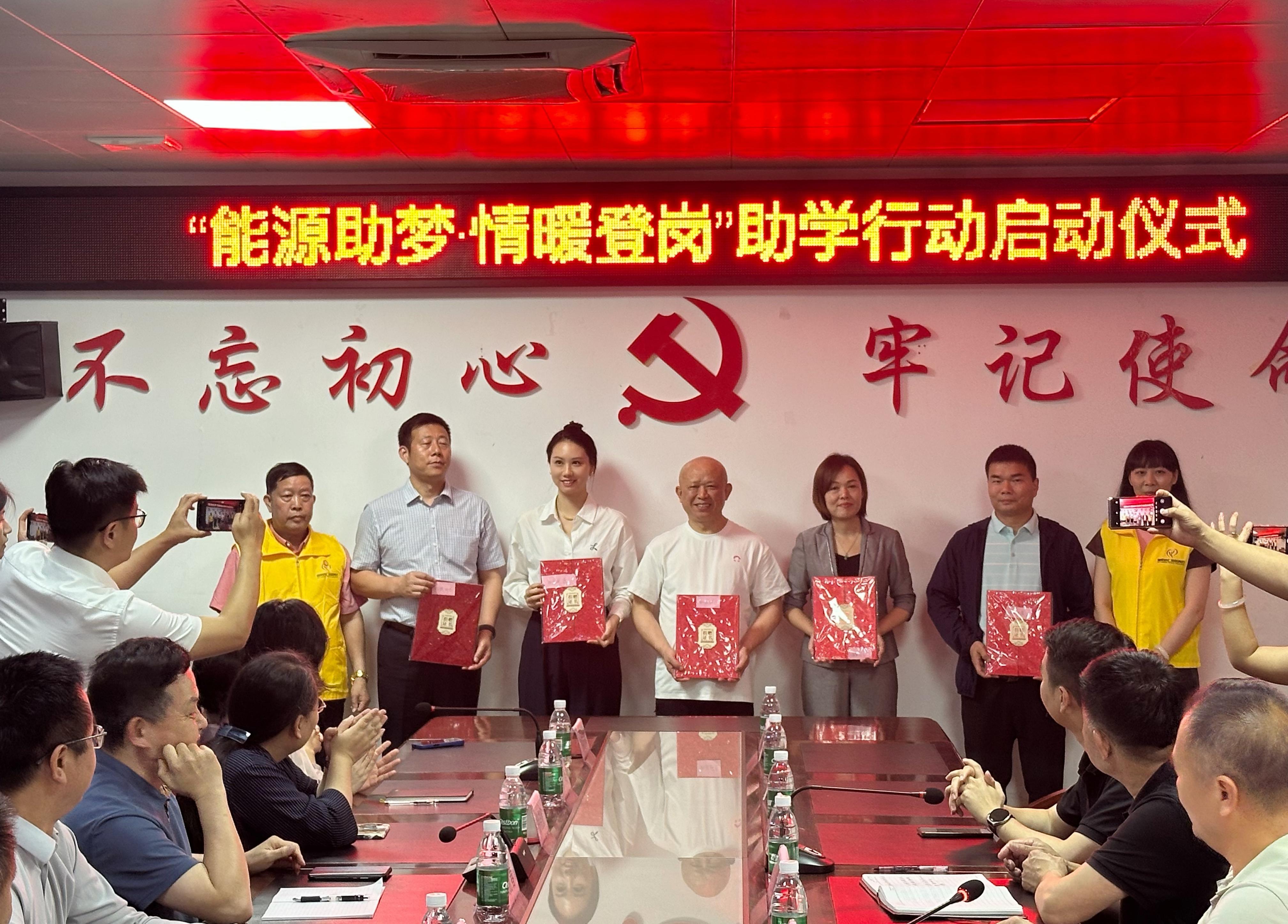 HJC�ƽ�ǡ�(�й���)���Źٷ���վ